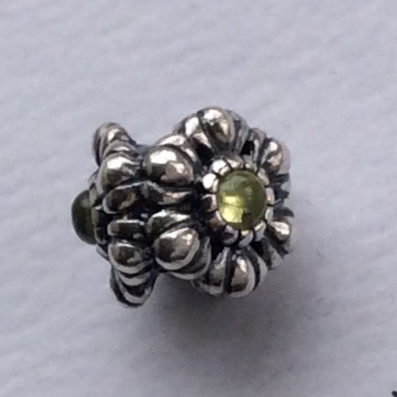 Pandora peridot charm - Picture 3 of 4
